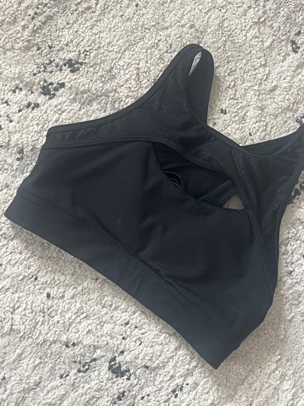 Fabletics Black Seamless High-Support Sports Bra